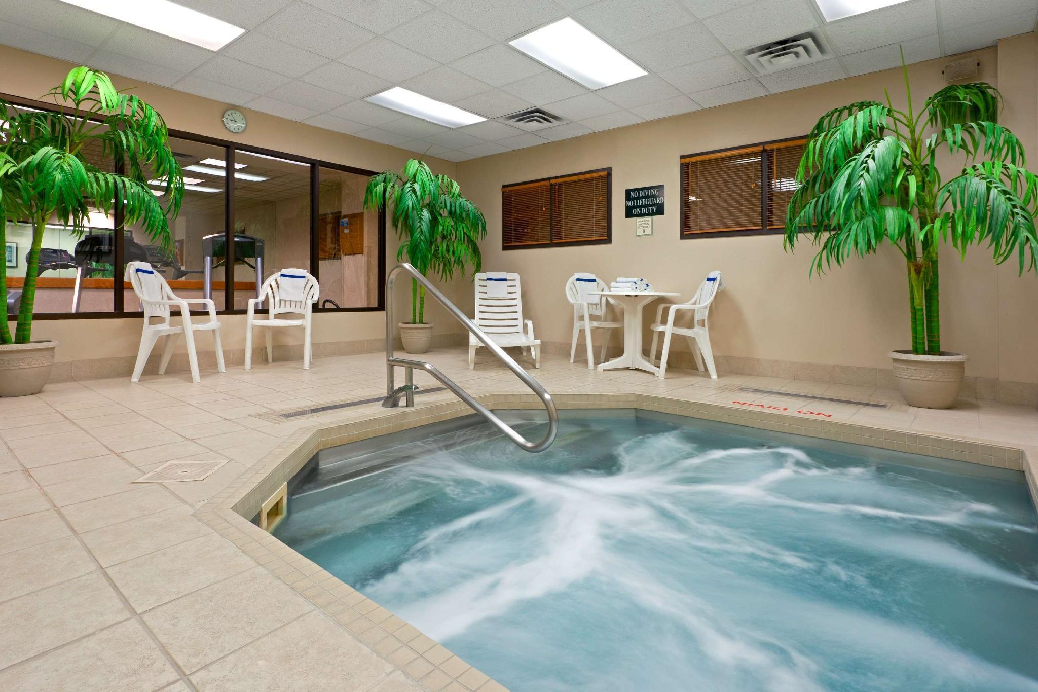 La Quinta By Wyndham Garden City Esterno foto